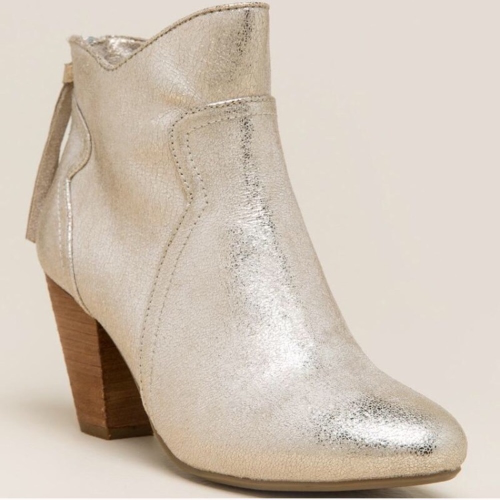 Metallic heeled booties